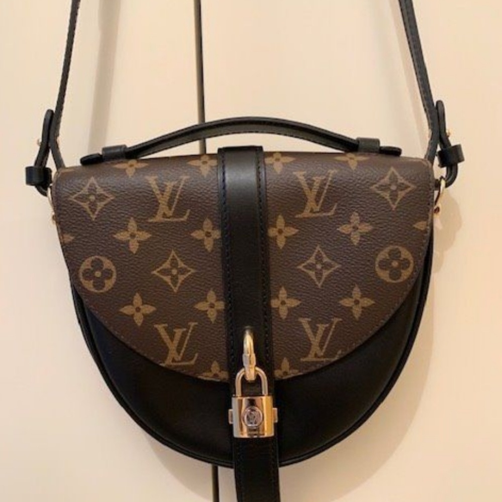 AUTHENTIC Louis Vuitton bag
